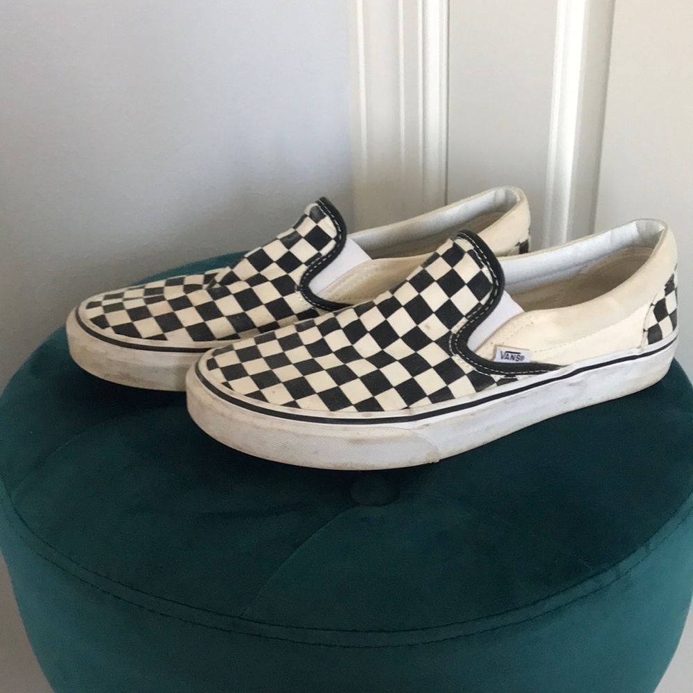 black and white checkered vans